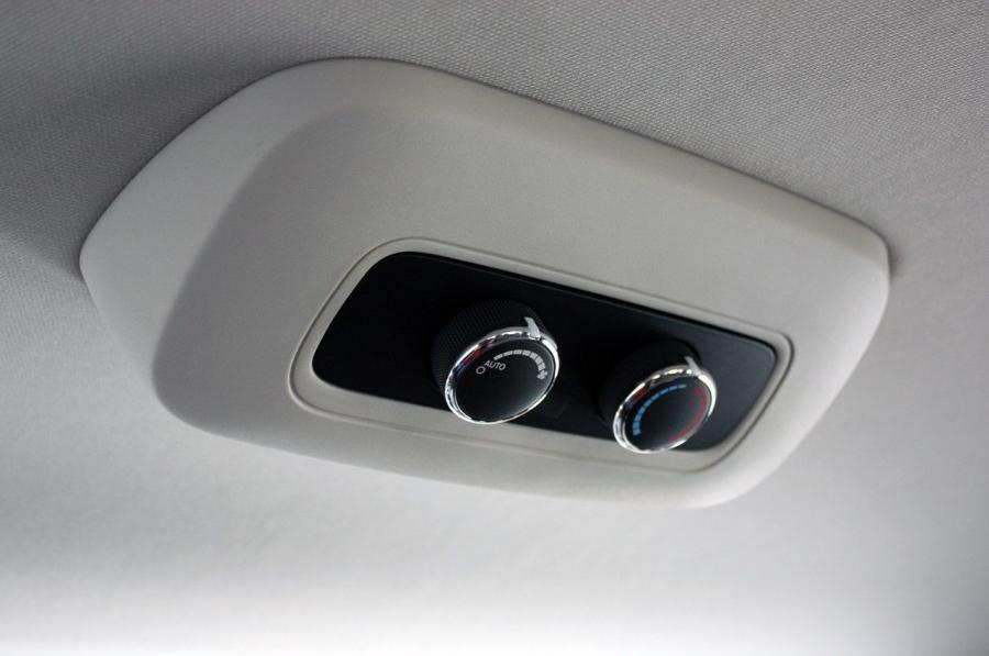  Dodge Durango 2011 года  (фото 13 из 70)